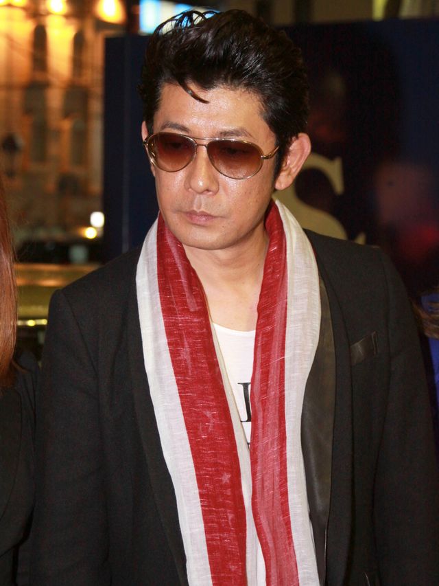 構想中の「濱マイク」タイトルは「血と薔薇」!!　マイクの母妹も駆けつけ貴重なファミリーショットも実現!!　画像ギャラリー（6枚目）