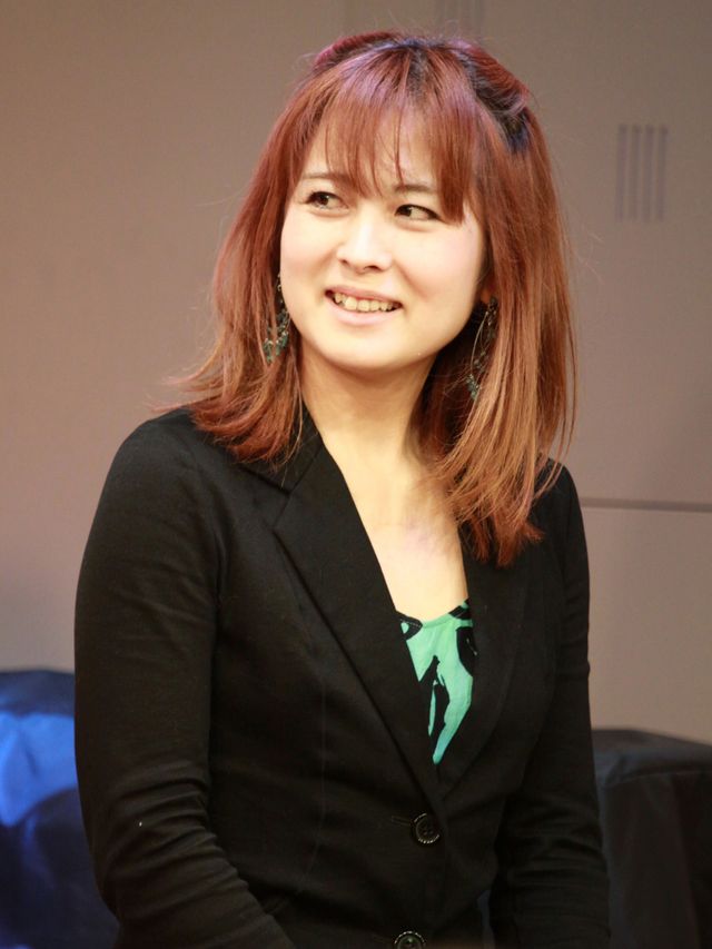 構想中の「濱マイク」タイトルは「血と薔薇」!!　マイクの母妹も駆けつけ貴重なファミリーショットも実現!!　画像ギャラリー（10枚目）