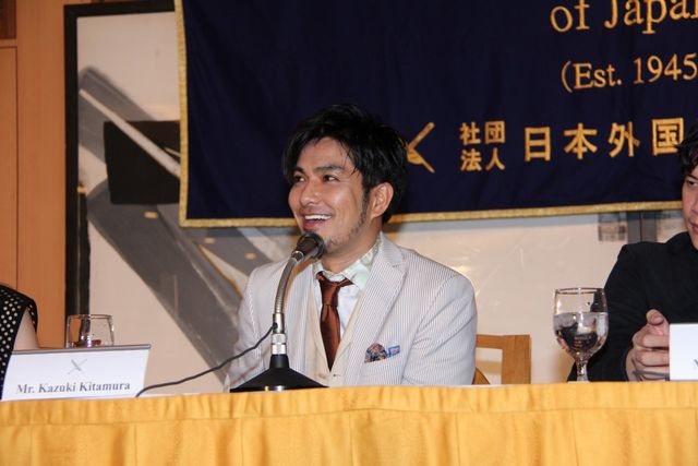 映画『KILLERS/キラーズ』外国人特派員協会会見フォトギャラリー（3枚目）