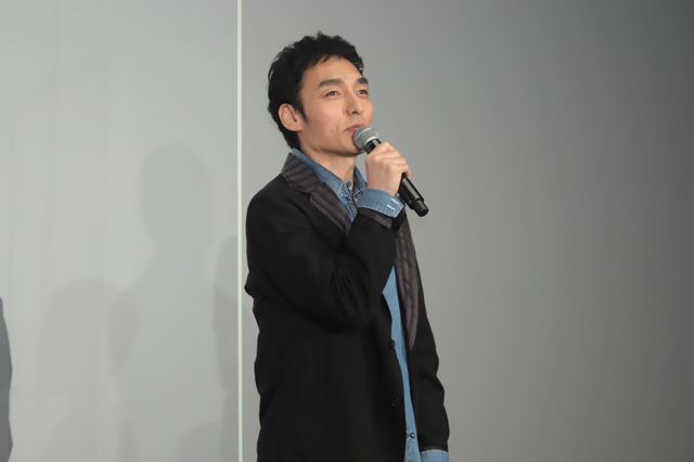 番家一路、原田琥之佑、草なぎ剛、尾野真千子ら登壇！映画『サバカン SABAKAN』初日舞台あいさつ（7枚目）