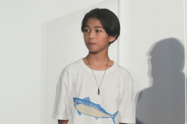 番家一路、原田琥之佑、草なぎ剛、尾野真千子ら登壇！映画『サバカン SABAKAN』初日舞台あいさつ（18枚目）