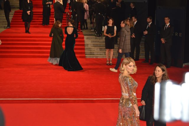 250枚超え！ダニエル・クレイグ、ベン・ウィショー、マーティン・フリーマンも！『007 スペクター』ロイヤルプレミア写真ギャラリー（100枚目）