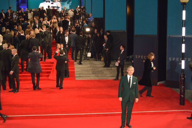 250枚超え！ダニエル・クレイグ、ベン・ウィショー、マーティン・フリーマンも！『007 スペクター』ロイヤルプレミア写真ギャラリー（245枚目）