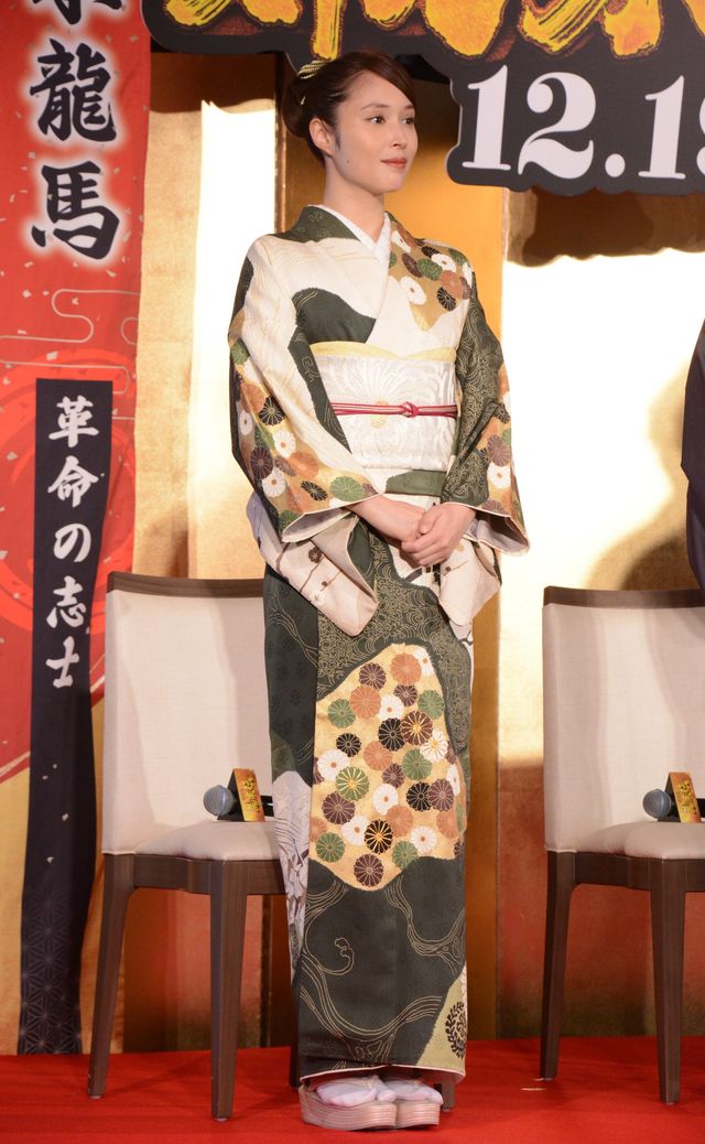 山田孝之、衝撃のひげ面で登場！『新解釈・幕末伝』新解釈決起会見：フォトギャラリー