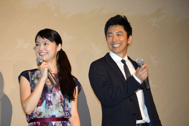 宮崎あおい＆大沢たかおが出席！映画『おおかみこどもの雨と雪』大ヒット御礼舞台あいさつフォトギャラリー（6枚目）