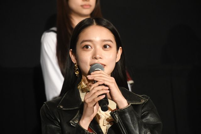 キャスト集合！『ベイビーわるきゅーれ 2ベイビー』公開記念舞台あいさつ（9枚目）