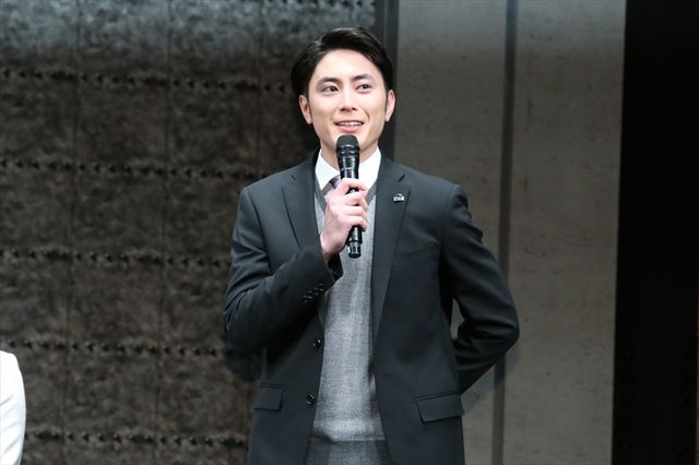 菜々緒、麗しいスーツ姿で抜群のスタイル！ドラマ「BG～身辺警護人～」プレミアム試写会＆制作発表記者会見（10枚目）