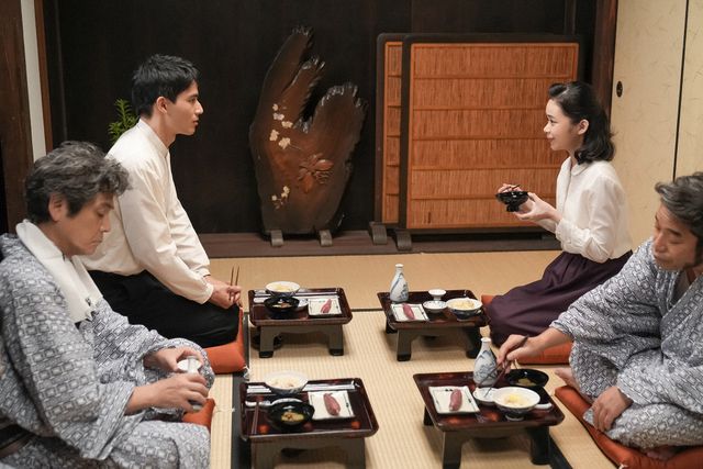 汽車で偶然…「ブギウギ」第52回の場面写真（4枚目）