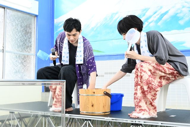 実写映画『バババ』吉沢亮＆板垣李光人、銭湯で仲良しトーク！（13枚目）