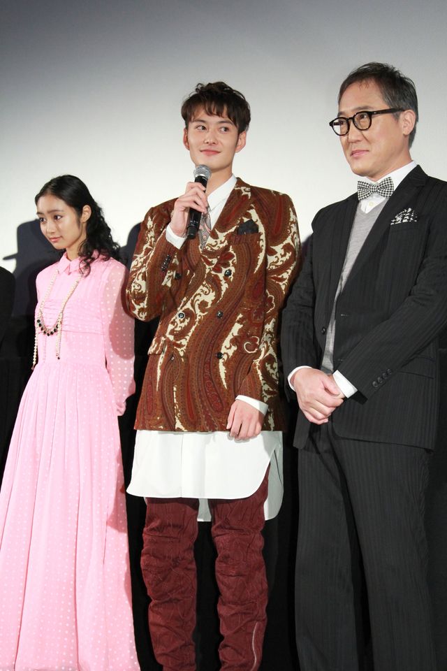 岡田将生、汗止まらず！映画『オー!ファーザー』舞台あいさつフォトギャラリー（5枚目）