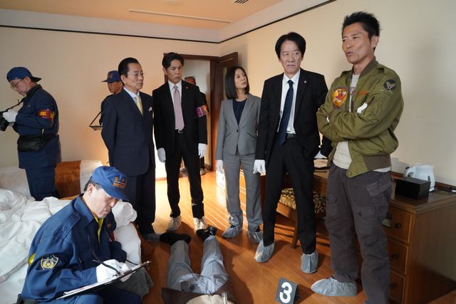 右京が訪れたホテルで幽霊騒動！「相棒season23」第5話場面カット（12枚目）