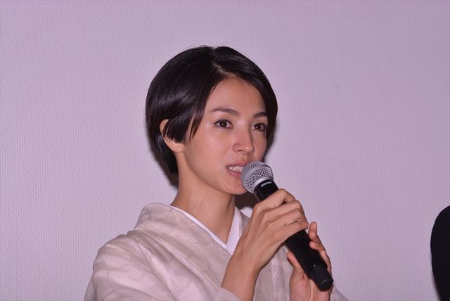 満島ひかり＆永山絢斗、そろって登壇！映画『海辺の生と死』初日舞台あいさつ（10枚目）