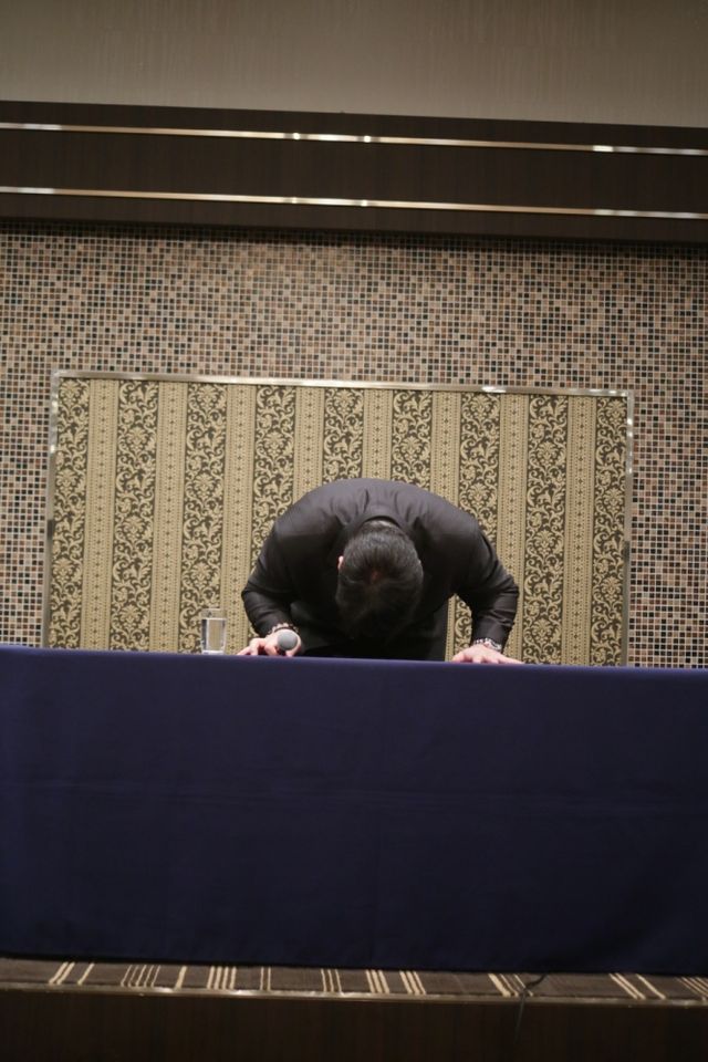 嶋大輔芸能界引退記者会見フォトギャラリー：フォトギャラリー