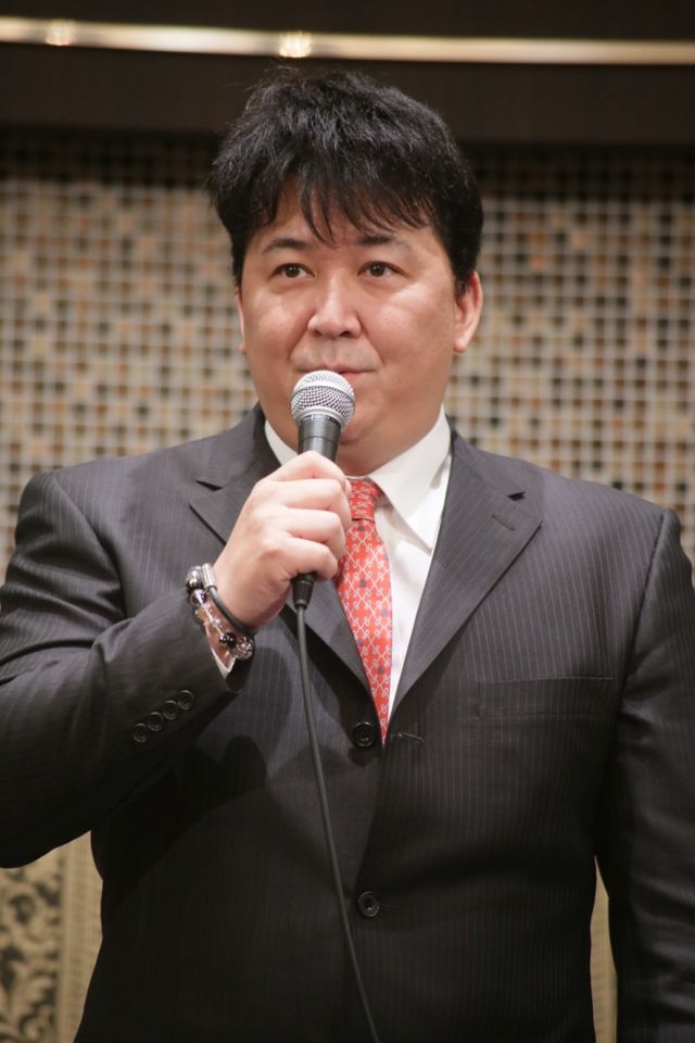 嶋大輔芸能界引退記者会見フォトギャラリー（5枚目）