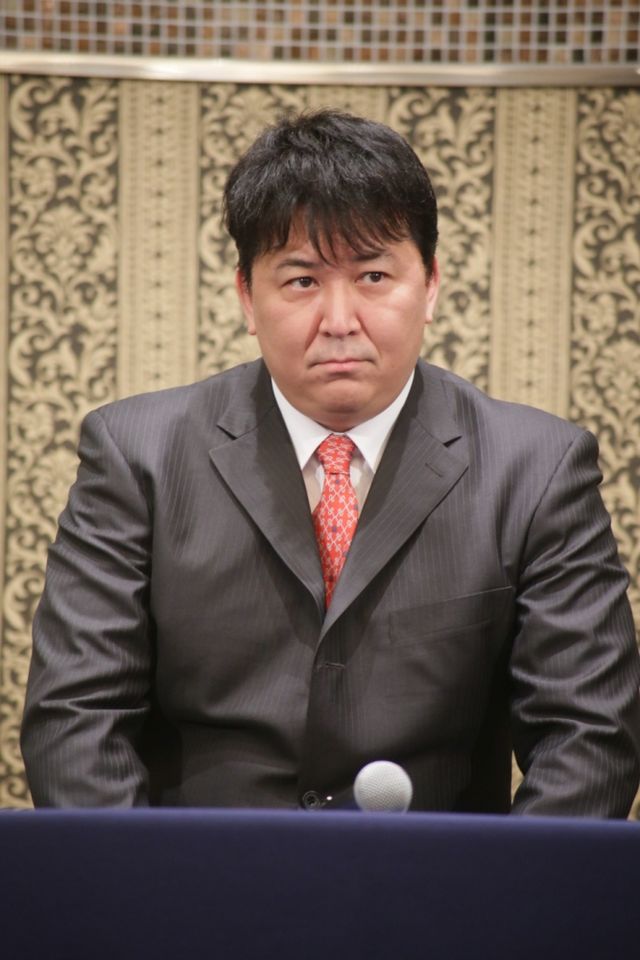 嶋大輔芸能界引退記者会見フォトギャラリー（6枚目）