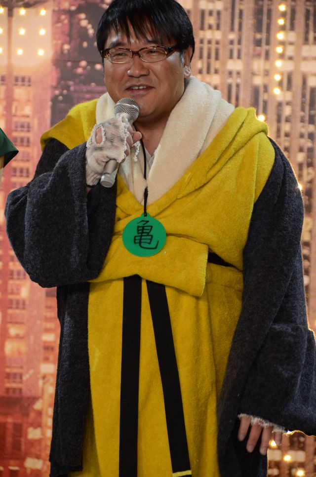 カンニング竹山、逆バンジーに挑戦！『ミュータント・タートルズ』公開アフレコフォトギャラリー（7枚目）