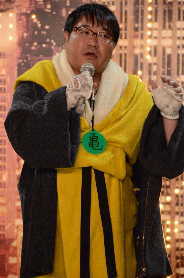 カンニング竹山、逆バンジーに挑戦！『ミュータント・タートルズ』公開アフレコフォトギャラリー（8枚目）