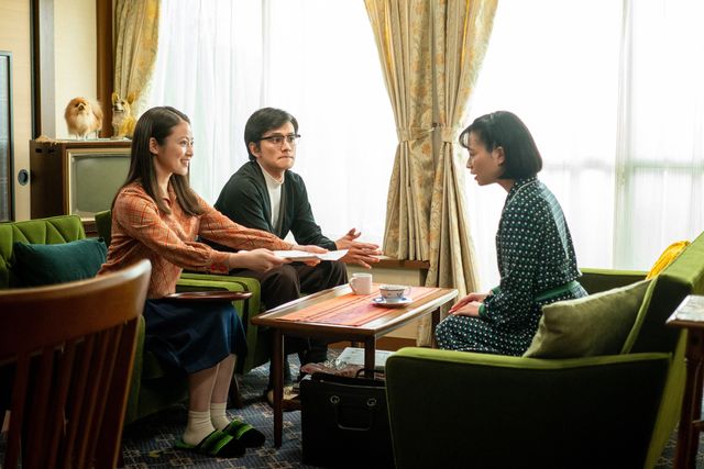 なんでも大歓迎という編集者がやって来て…「あんぱん」第24週「あんぱんまん誕生」第117回（2枚目）