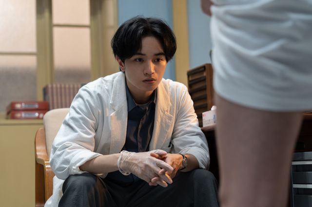 中島健人主演・Netflixシリーズ「SとX」場面写真（2枚目）