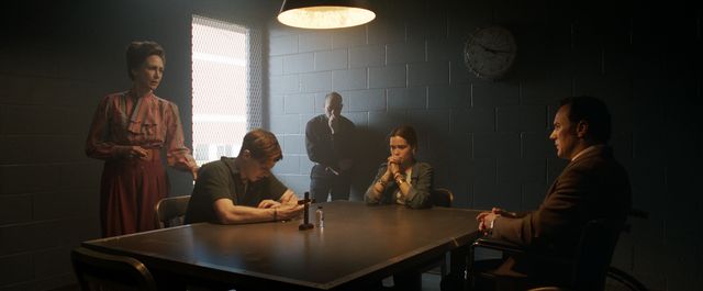 不気味ななにかが忍び寄る……『死霊館　悪魔のせいなら、無罪。』新場面写真（6枚目）