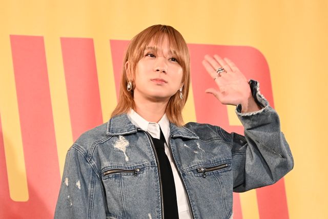 “ベビわる”伊澤彩織のフォトブック！「伊澤彩織PHOTO BOOK PLAYer 1」発売記念イベント〈20枚〉（16枚目）