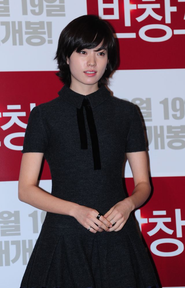 コ・ス、ハン・ヒョジュ『ばんそうこう』は心温まる映画　「12月最高のカップル」＜韓国JPICTURES＞（2枚目）