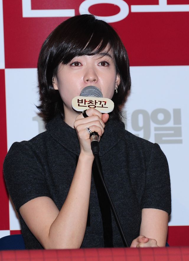 コ・ス、ハン・ヒョジュ『ばんそうこう』は心温まる映画　「12月最高のカップル」＜韓国JPICTURES＞（5枚目）