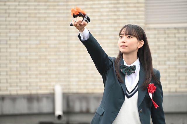 鏡花さん＆ミナト先生が結婚！Vシネクスト『仮面ライダーガッチャード GRADUATIONS』場面写真（6枚目）