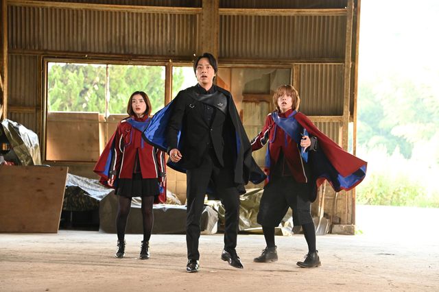 鏡花さん＆ミナト先生が結婚！Vシネクスト『仮面ライダーガッチャード GRADUATIONS』場面写真（9枚目）