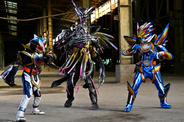 鏡花さん＆ミナト先生が結婚！Vシネクスト『仮面ライダーガッチャード GRADUATIONS』場面写真（11枚目）