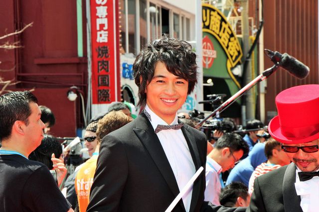 斎藤工、人気ぶりで沖縄国際映画祭レッドカーペットなかなか進めず　画像ギャラリー（17枚目）