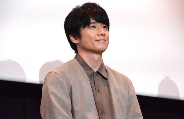 風間俊介＆MEGUMI、息子役と仲良く記念撮影！『劇場版　それでも俺は、妻としたい』公開御礼舞台あいさつ（3枚目）