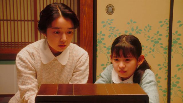 安子とるいの笑顔…「カムカムエヴリバディ」第33回の場面写真（4枚目）