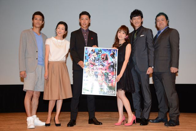 デカレンジャー復活！　10年ぶりの変身シーンに号泣!?　画像ギャラリー（11枚目）