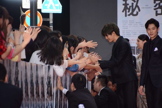生田斗真、岡田将生、松坂桃李ら超豪華キャスト！『秘密 THE TOP SECRET』レッドカーペットイベントフォトギャラリー（3枚目）
