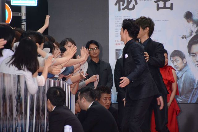 生田斗真、岡田将生、松坂桃李ら超豪華キャスト！『秘密 THE TOP SECRET』レッドカーペットイベントフォトギャラリー（5枚目）