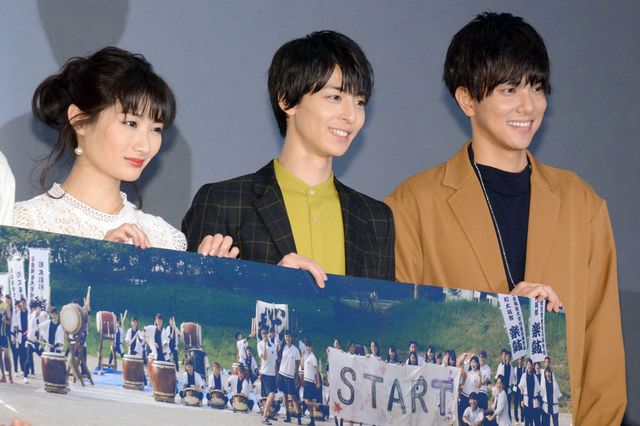 高杉真宙、武田梨奈ら仲良しキャスト陣！『世界でいちばん長い写真』初日舞台あいさつ（20枚目）