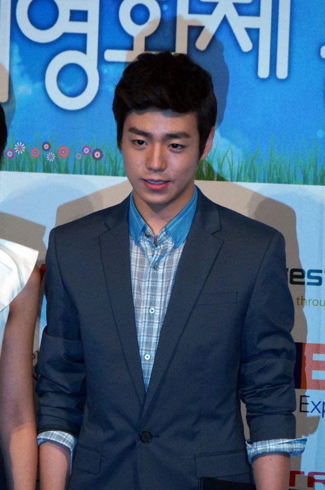 イ・ヒョヌ、第17回富川国際ファンタスティック映画祭の広報大使に任命＜韓国JPICTURES＞（5枚目）