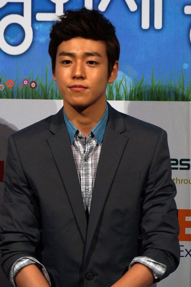 イ・ヒョヌ、第17回富川国際ファンタスティック映画祭の広報大使に任命＜韓国JPICTURES＞（6枚目）