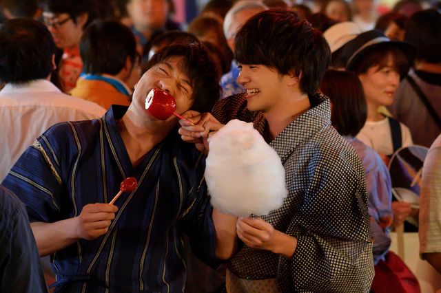 春田と牧のラブラブ浴衣デートも！『劇場版　おっさんずラブ』：フォトギャラリー