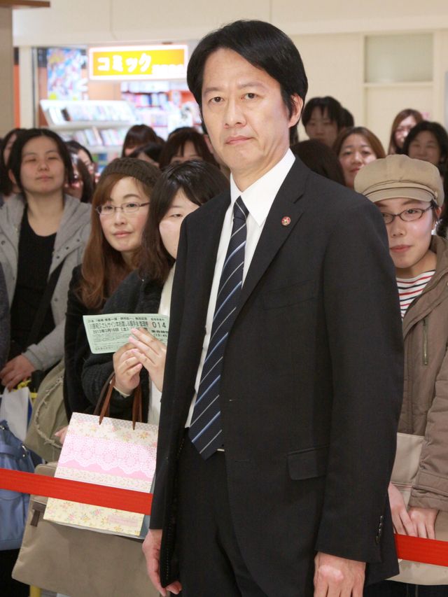 「『相棒 捜査一課 伊丹憲一』 オフィシャルフォトブック」発売記念握手会フォトギャラリー：フォトギャラリー