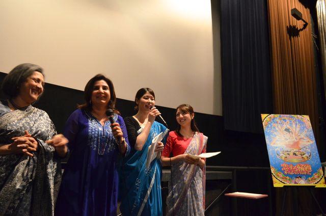 『恋する輪廻　オーム・シャンティ・オーム』初日舞台あいさつ（7枚目）