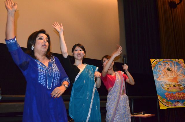 『恋する輪廻　オーム・シャンティ・オーム』初日舞台あいさつ（10枚目）