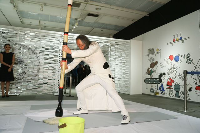 安藤美姫、スヌーピー愛さく裂！「スヌーピー×おもしろサイエンスアート展『SNOOPY FANTARATION』」オープニングイベント：フォトギャラリー