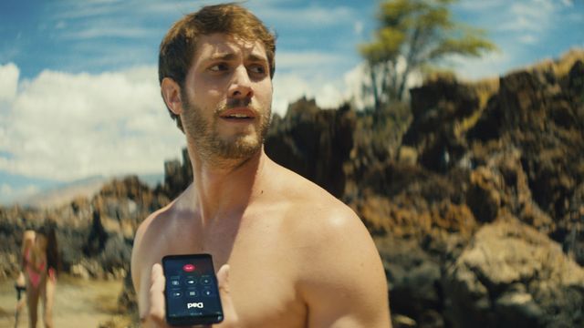 ジョン・トラボルタVSブルース・ウィリス『オペレーション・ゴールド』場面写真（9枚目）