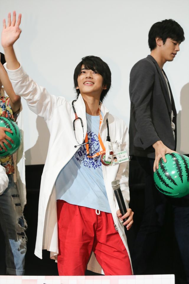 映画に出てくるポッピーは今本編に出ているポッピーではない!?『劇場版　仮面ライダーエグゼイド　トゥルー・エンディング』完成披露試写会舞台あいさつ（11枚目）