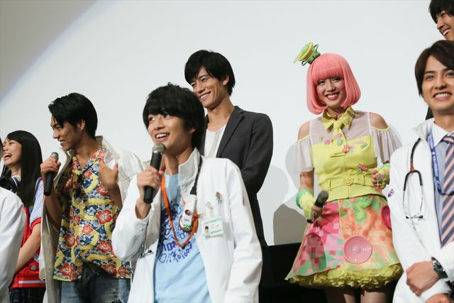 映画に出てくるポッピーは今本編に出ているポッピーではない!?『劇場版　仮面ライダーエグゼイド　トゥルー・エンディング』完成披露試写会舞台あいさつ（14枚目）