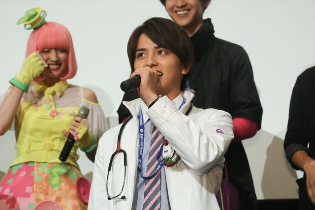 映画に出てくるポッピーは今本編に出ているポッピーではない!?『劇場版　仮面ライダーエグゼイド　トゥルー・エンディング』完成披露試写会舞台あいさつ（21枚目）