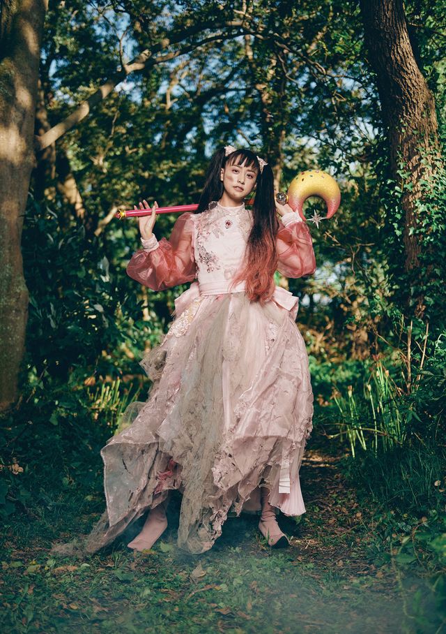 山本美月のこだわりがつまった一冊！「魔法少女　山本美月」（4枚目）