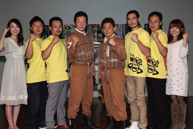 安達祐実のセミヌード＆熱愛に困惑…フォトギャラリー（9枚目）